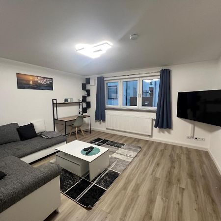 Ferienwohnung Raiffeisenstrasse -Gross- Обернхайм на Майн Екстериор снимка